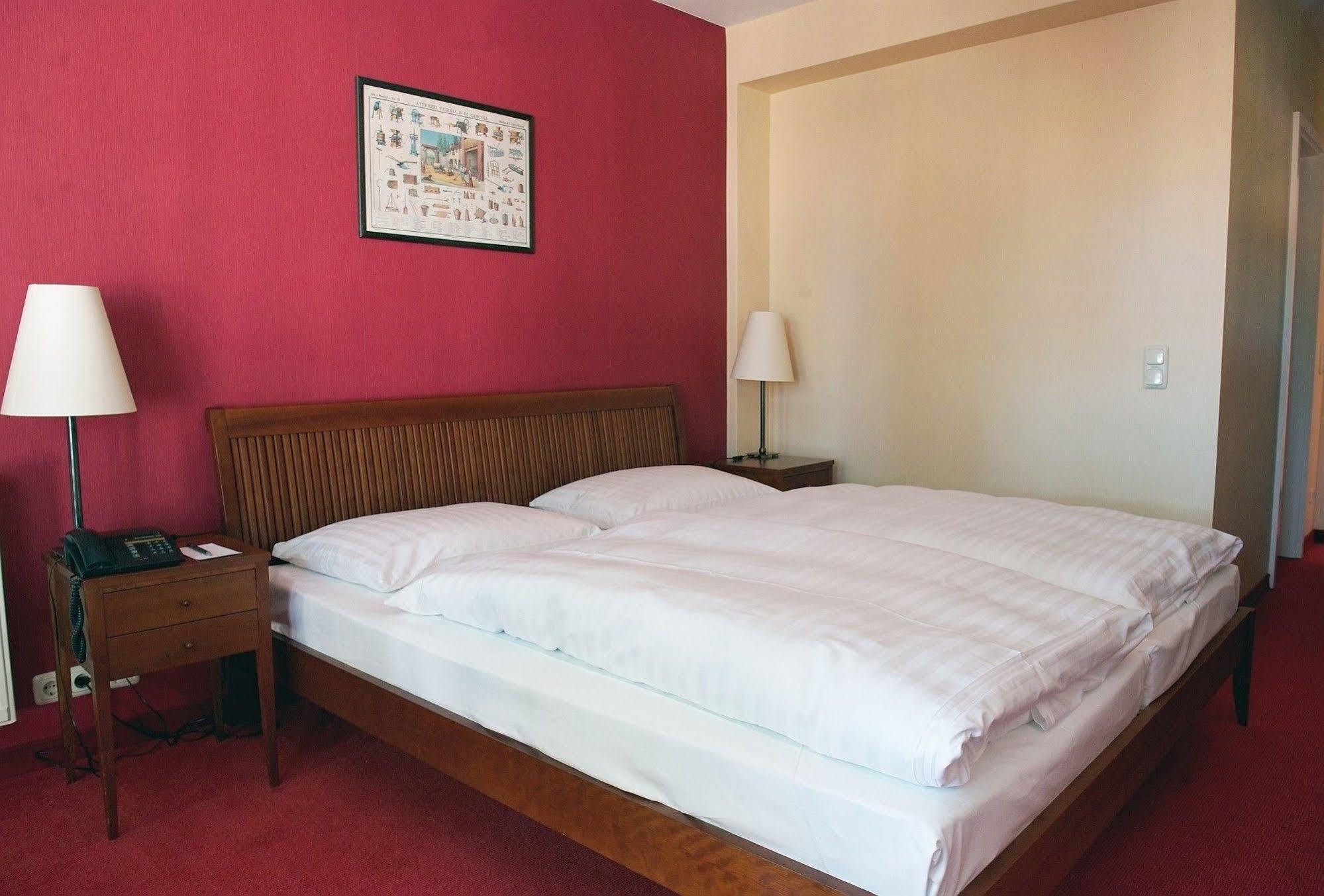 Romantik Hotel Kaufmannshof Bergen Auf Rugen Dış mekan fotoğraf